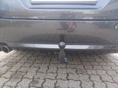 BMW 5er Touring Anhängerkupplung Brink schwenkbar Auto Till München