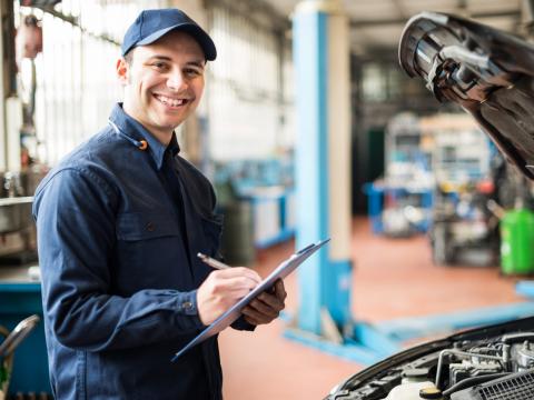 Kia Service in der freien Werkstatt von Auto Till in Höhenkirchen