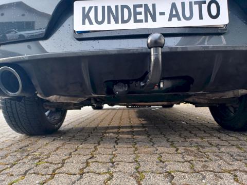 Porsche Macan Anhängerkupplung Westfalia abnehmbar Auto Till München