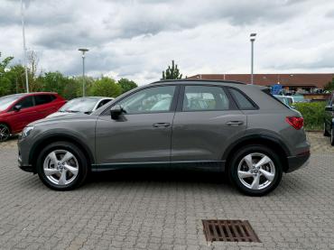 Audi Q3 Chronosgrau metallic weiß Auto Till Höhenkirchen freie Werkstatt
