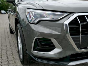 Audi Q3 Chronosgrau metallic weiß Auto Till Höhenkirchen freie Werkstatt