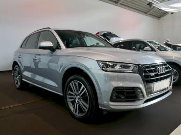 Audi Q5 Florettsilber metallic Reimport weiß Auto Till Höhenkirchen freie Werkstatt