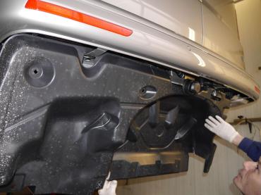 Autorostschutz Muenchen Vw T5 Abbau Plastik Verkleidung 07