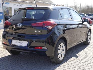 Hyundai i20 Tageszulassung EU Reimport Phantomblack freie Werkstatt Auto Till Höhenkirchen